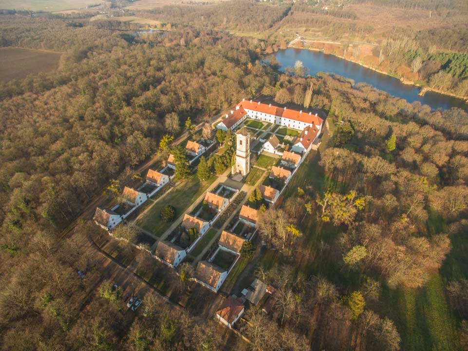 kamalduli remeteseg